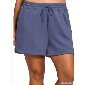 Zenana NWOT Indigo Blue Scuba Elastic Waistband Shorts With Pockets Size 2X